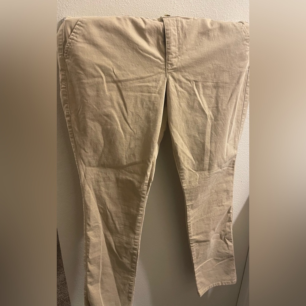 American Eagle Kakis